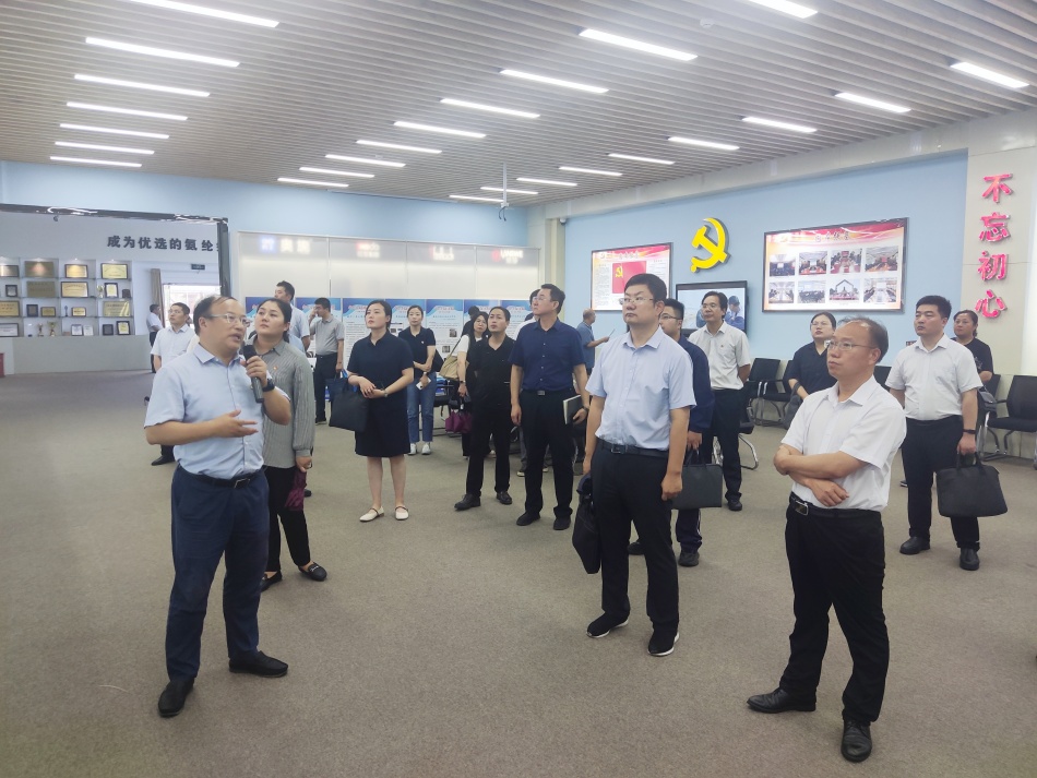 2024年7月17日，市國(guó)資委系統(tǒng)在公司開(kāi)展“三組聯(lián)建”現(xiàn)場(chǎng)觀摩1（公司展廳）_副本